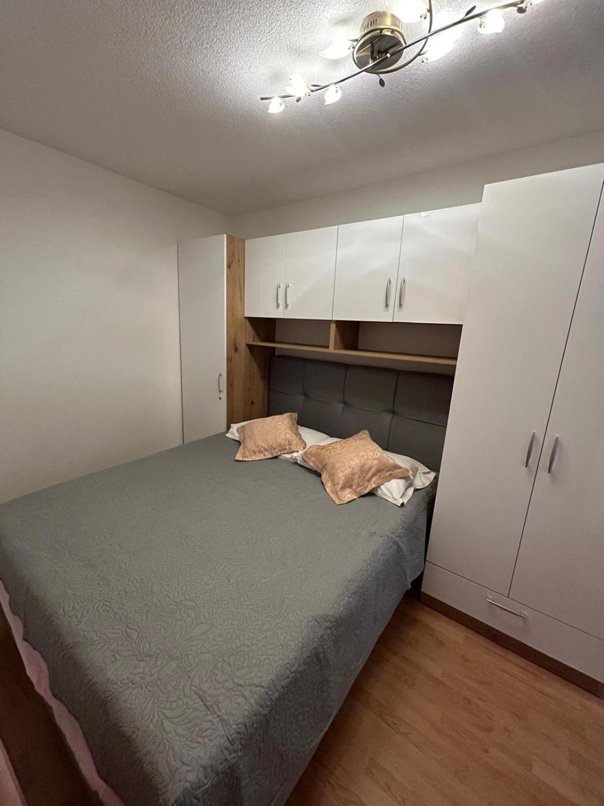 Apartment Lovre Topic 바스카보다 외부 사진
