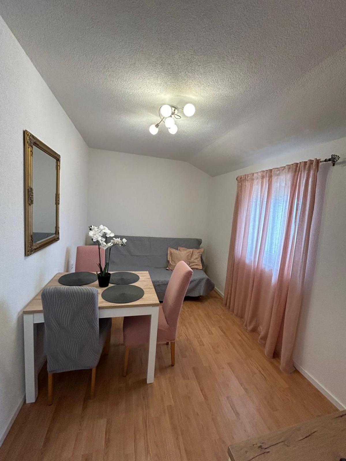 Apartment Lovre Topic 바스카보다 외부 사진